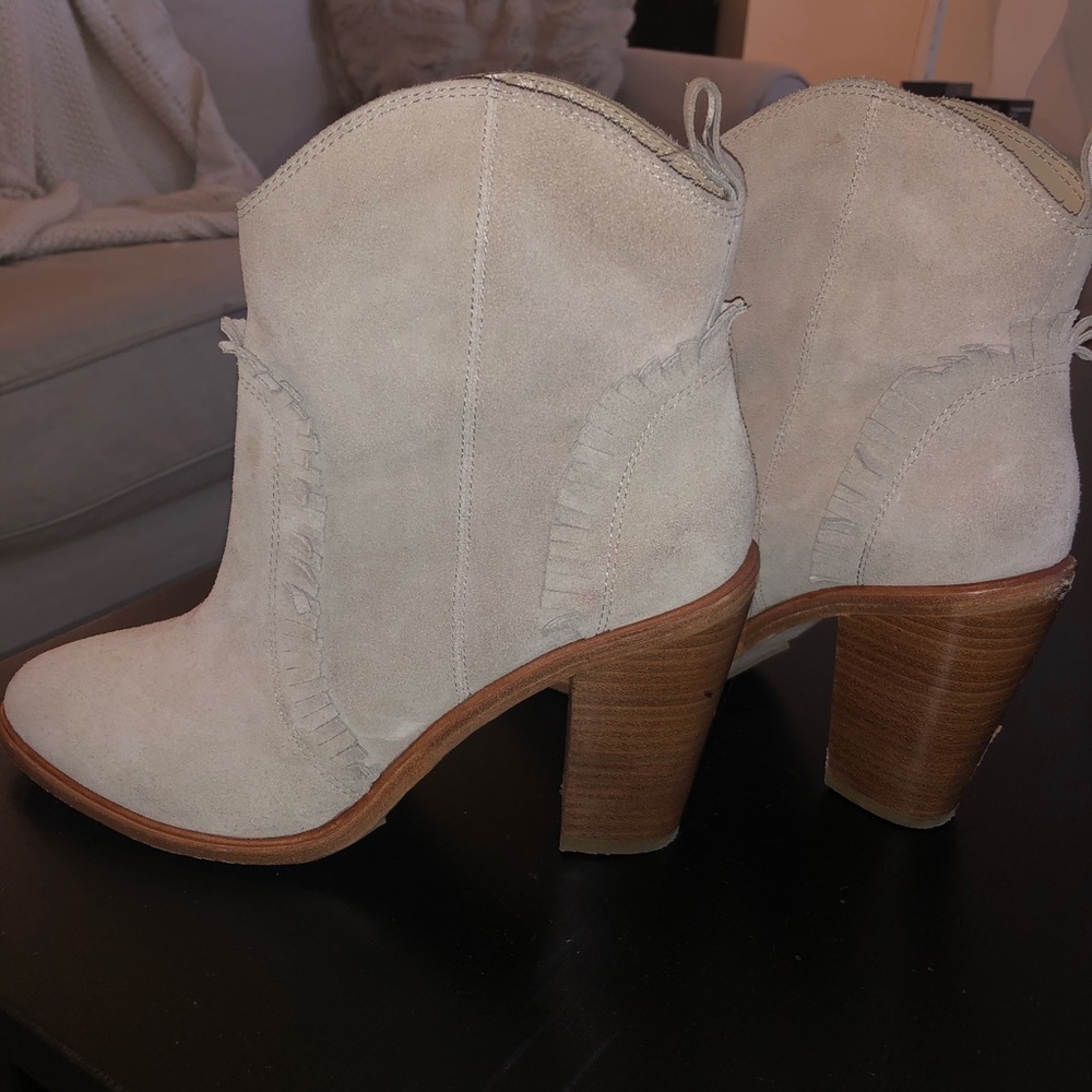 JOIE booties - Picture 7 of 8